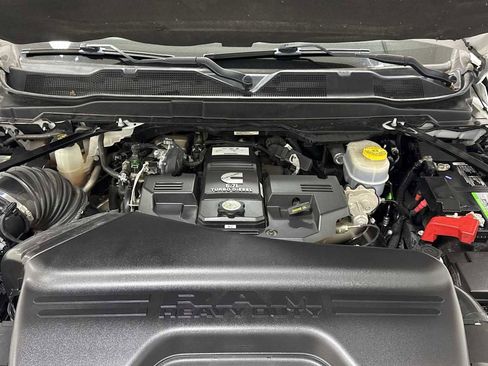 Used 2021 RAM 3500 Big Horn image 30