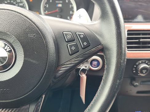 Used 2006 BMW M5 RWD image 33