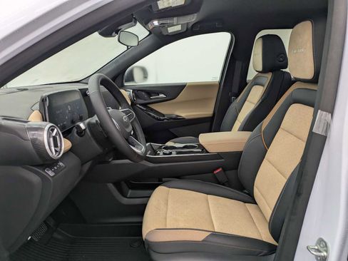 New 2026 Chevrolet Equinox ACTIV w/ Convenience Package III image 17
