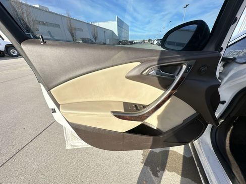 Used 2012 Buick Verano image 17