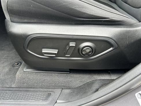Used 2023 Jeep Grand Cherokee L Laredo AWD/4WD image 20