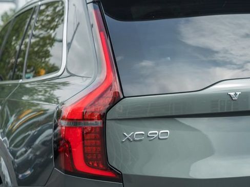 New 2027 Volvo XC90 B6 Plus AWD/4WD image 6