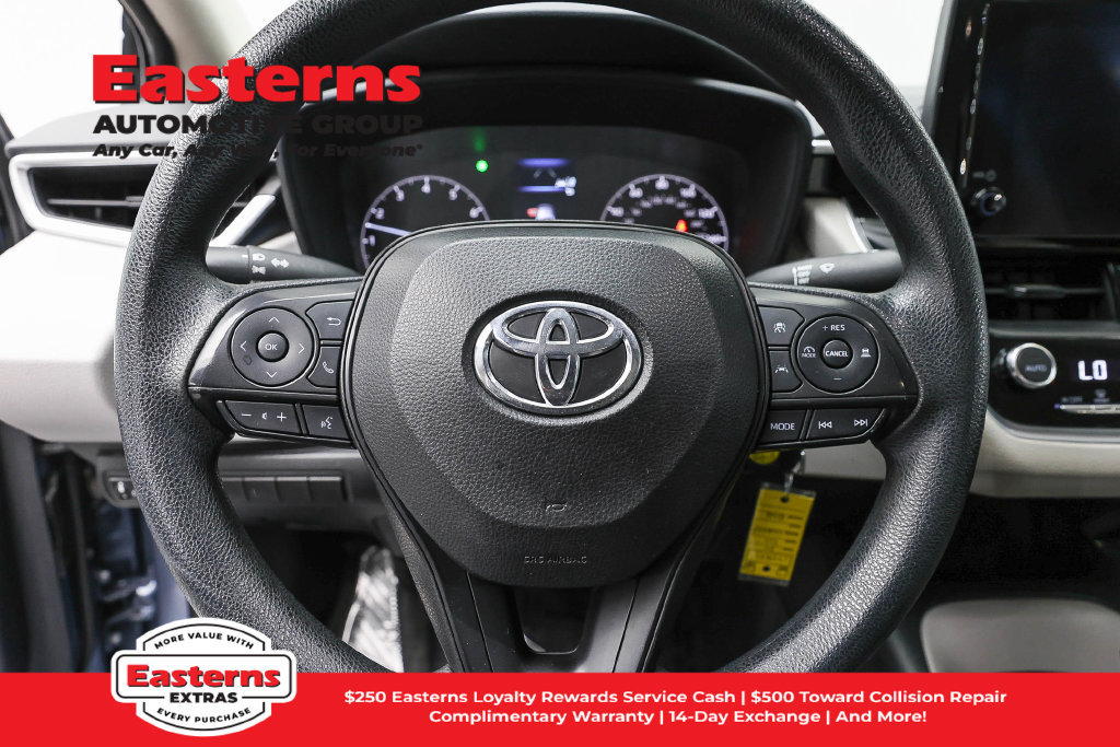 Used 2024 Toyota Corolla LE FWD image 11