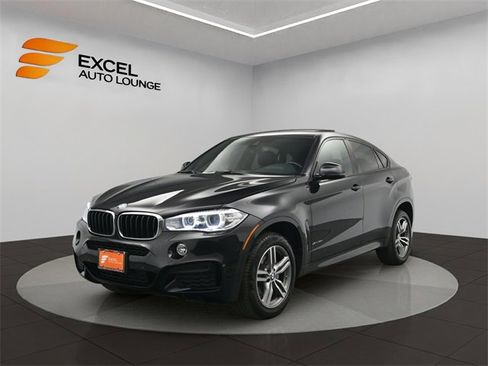 Used 2019 BMW X6 xDrive35i w/ M Sport Package image 1