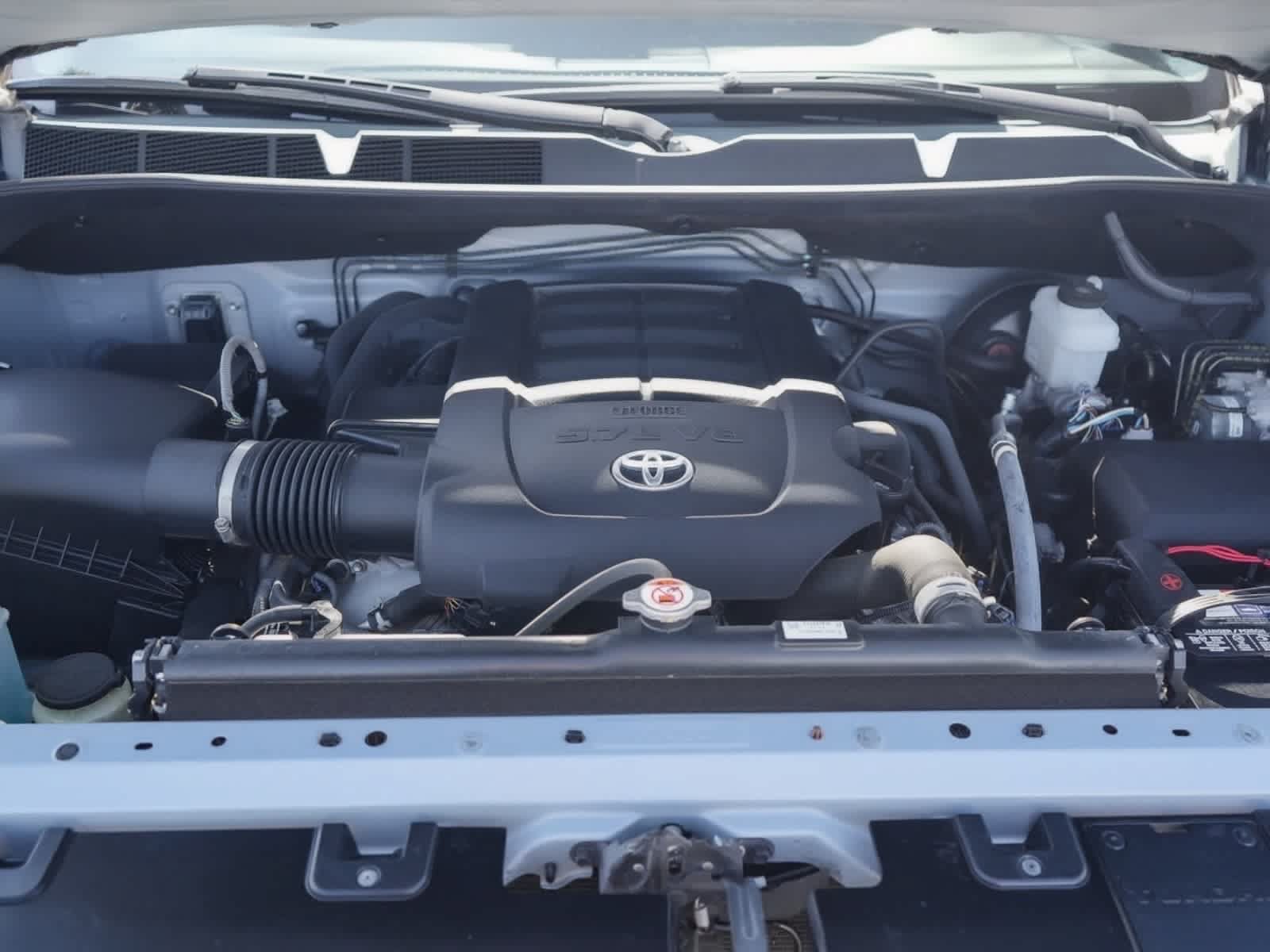 Used 2020 Toyota Tundra Limited w/ Limited Premium Package AWD/4WD image 29