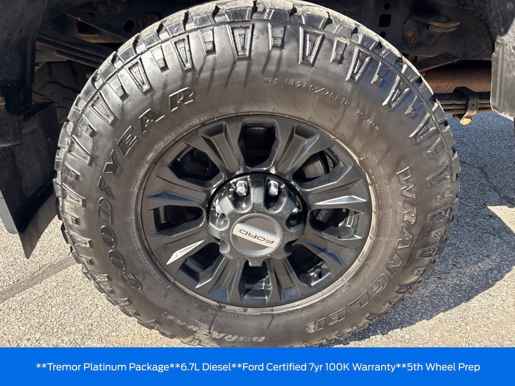 Used 2022 Ford F250 Platinum w/ Tremor Off-Road Package AWD/4WD image 45