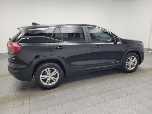 Used 2023 GMC Terrain SLE FWD image 10