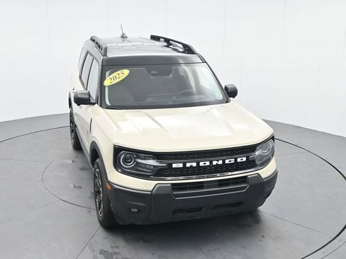 Used 2025 Ford Bronco Sport Outer Banks w/ Outer Banks Tech Package+ image 23