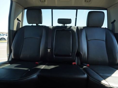 Used 2016 RAM 1500 Laramie w/ Convenience Group image 32