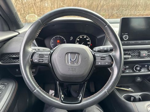 Used 2024 Honda HR-V Sport image 17