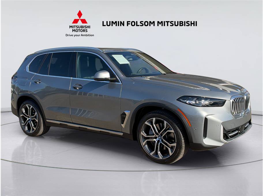 Used 2024 BMW X5 xDrive50e w/ Parking Assistance Package AWD/4WD image 7