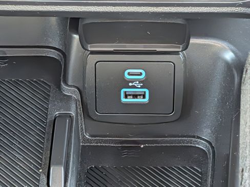 Used 2025 Ford Bronco Outer Banks w/ Sasquatch Package image 28