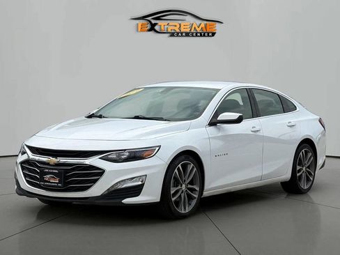 Used 2022 Chevrolet Malibu LT FWD image 2
