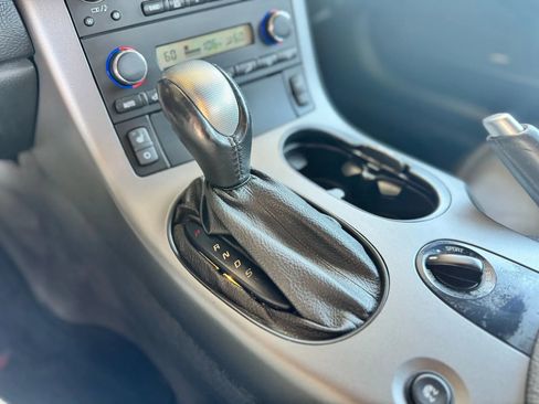 Used 2006 Chevrolet Corvette Convertible w/ Preferred Equipment Group image 21