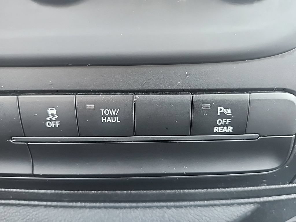 Used 2024 RAM 1500 Warlock AWD/4WD image 9