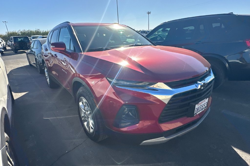 Used 2020 Chevrolet Blazer LT FWD image 2