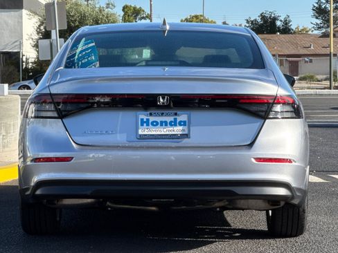 Used 2026 Honda Accord LX image 10