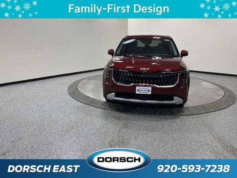 New 2026 Kia Carnival image 2