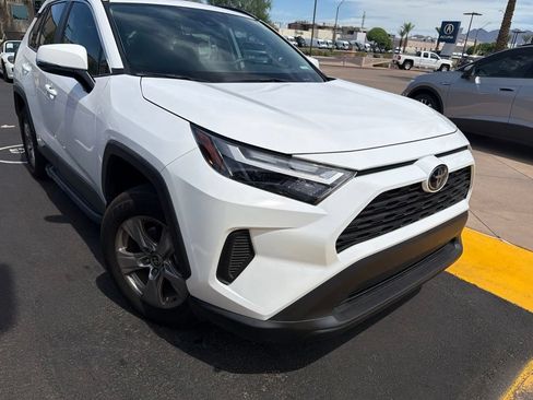 Used 2025 Toyota RAV4 XLE w/ Convenience Package AWD/4WD image 3
