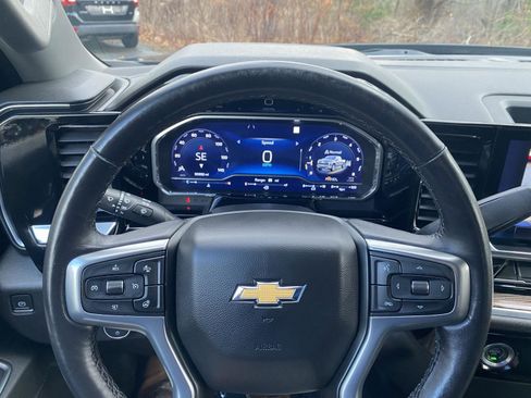 Used 2022 Chevrolet Silverado 1500 LT image 23