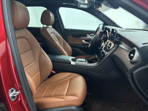 Used 2022 Mercedes-Benz GLC 300 4MATIC image 26