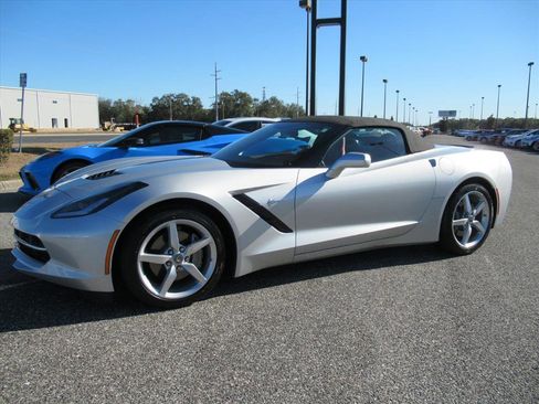 Used 2014 Chevrolet Corvette Stingray Convertible w/ 3LT Preferred Equipment Group image 3