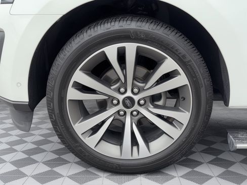 Used 2021 Ford Expedition Limited RWD image 13