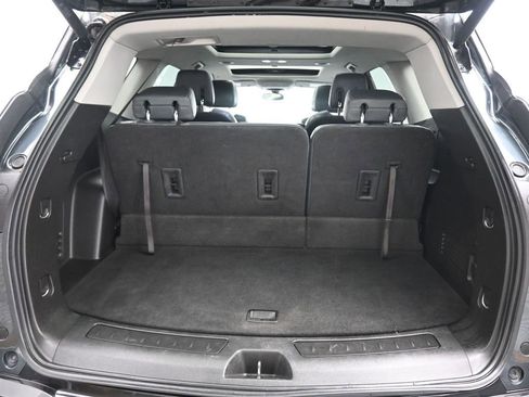 Used 2018 Buick Enclave Essence AWD/4WD image 55