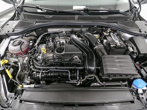 Used 2022 Volkswagen Jetta S image 14