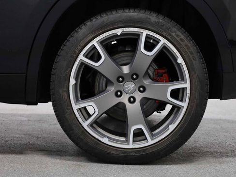 Used 2017 Maserati Levante S image 47