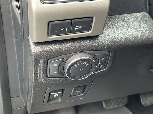 Used 2019 Ford F150 Lariat AWD/4WD image 19