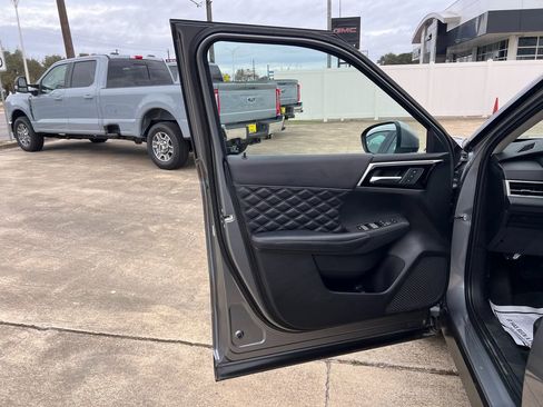 Used 2023 Mitsubishi Outlander SEL image 18