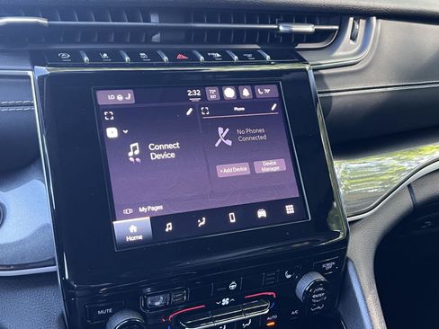 Used 2022 Jeep Grand Cherokee L Laredo w/ Luxury Tech Group I image 19