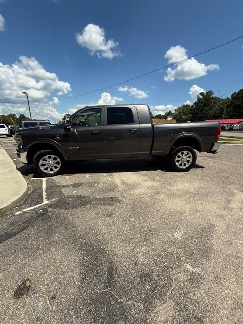 Used 2023 RAM 2500 Laramie AWD/4WD image 1
