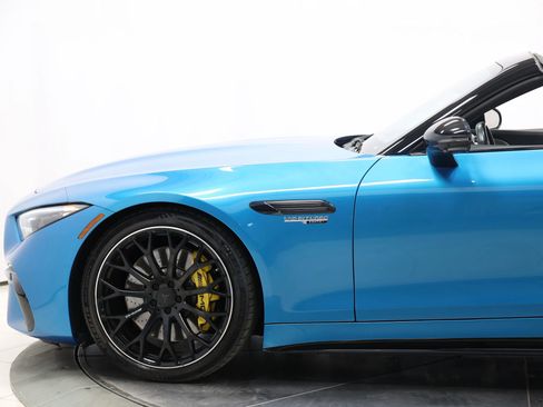 Used 2022 Mercedes-Benz SL 55 AMG 4MATIC image 8
