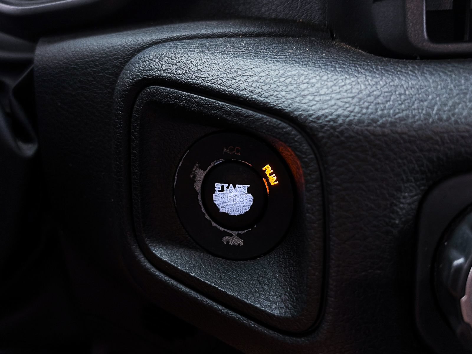 Used 2024 Jeep Wrangler Unlimited Sport AWD/4WD image 26