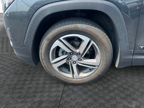 Used 2018 GMC Terrain SLT w/ Preferred Package AWD/4WD image 14