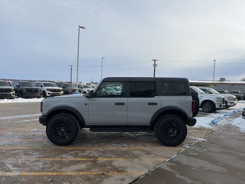 New 2026 Ford Bronco Big Bend w/ Black Diamond Package AWD/4WD image 4