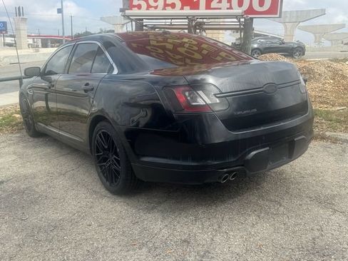 Used 2010 Ford Taurus Limited FWD image 3