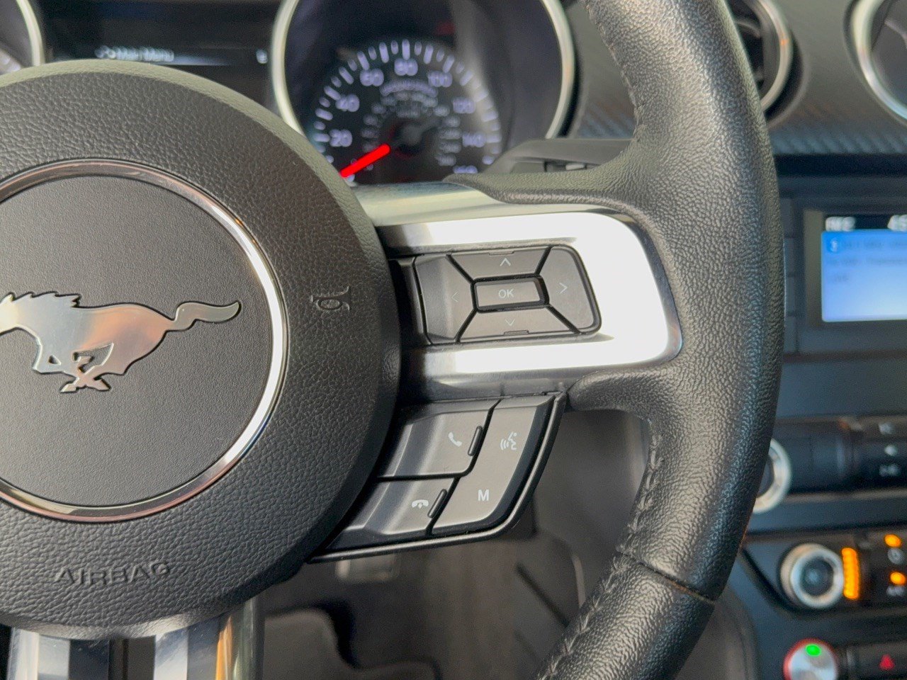 Used 2021 Ford Mustang Coupe RWD image 19