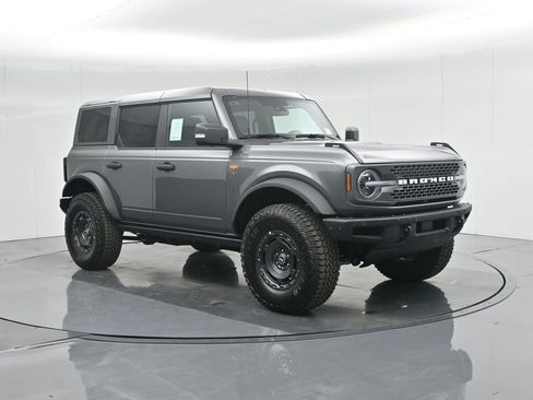 New 2025 Ford Bronco Badlands image 23