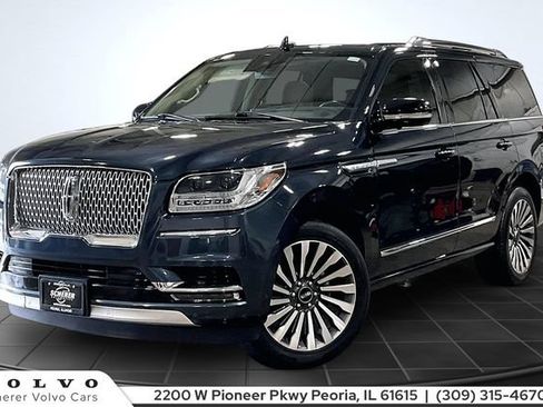 Used 2021 Lincoln Navigator Reserve w/ Luxury Package RWD image 1