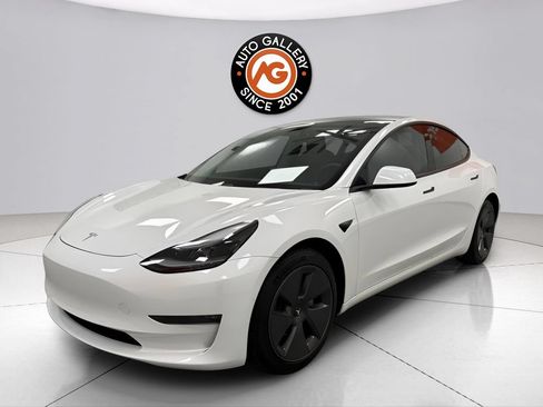 Used 2021 Tesla Model 3 Long Range AWD/4WD image 3