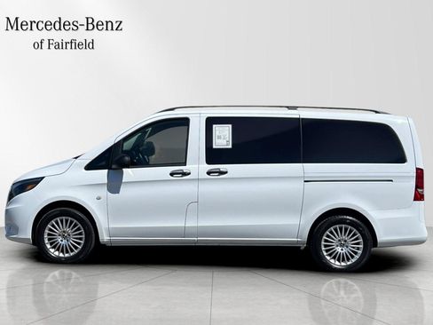Used 2023 Mercedes-Benz Metris Passenger image 5
