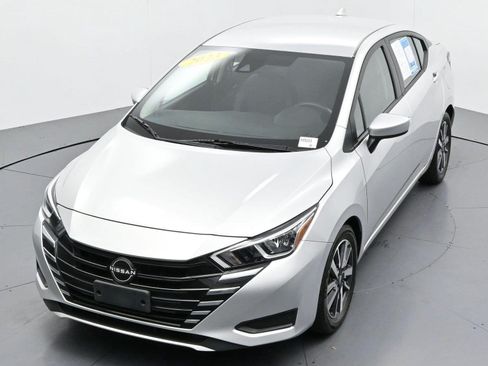 Used 2023 Nissan Versa SV FWD image 37