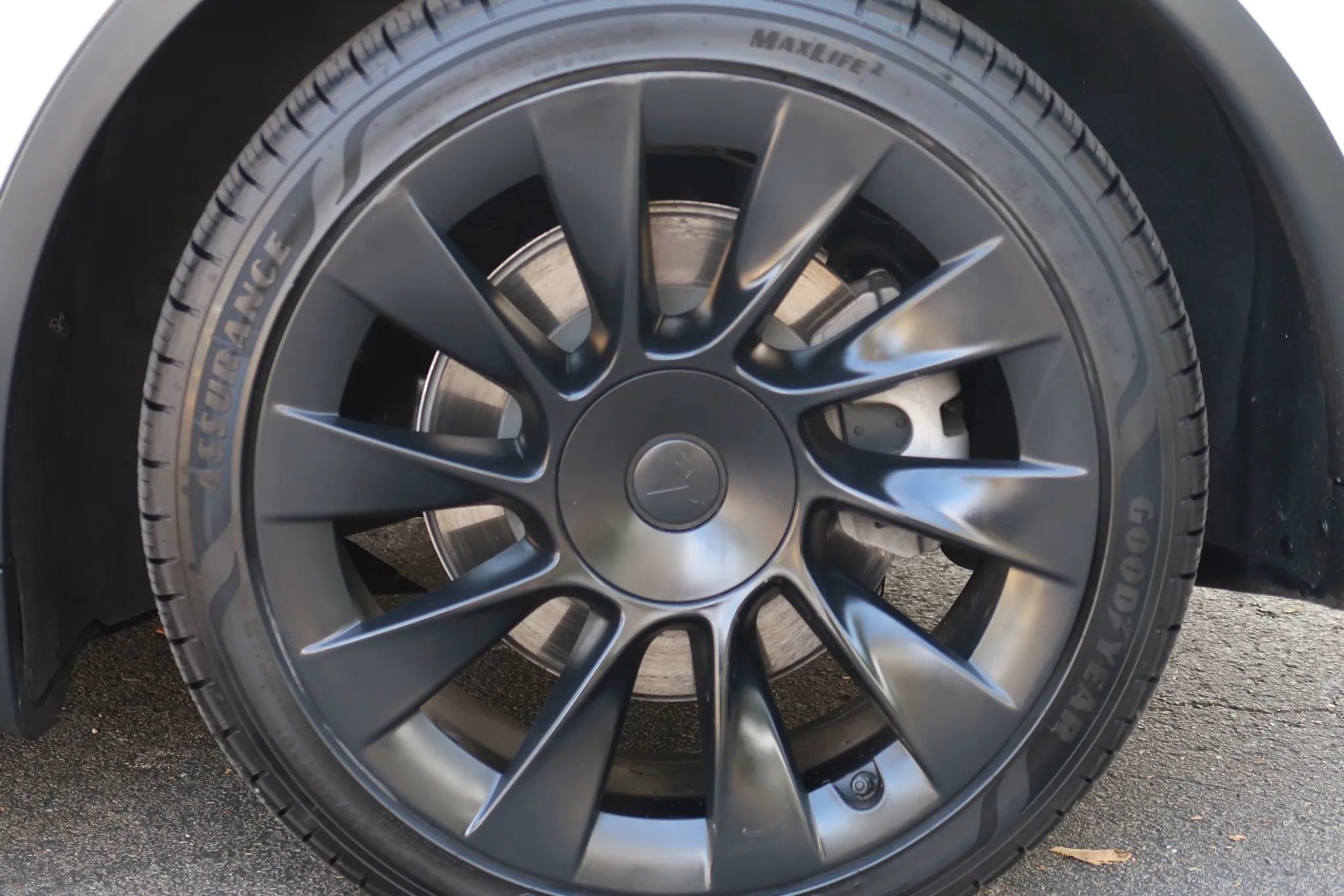 Used 2021 Tesla Model Y Long Range AWD/4WD image 6