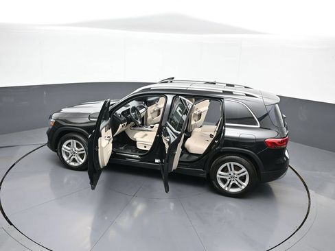 Used 2020 Mercedes-Benz GLB 250 4MATIC image 44