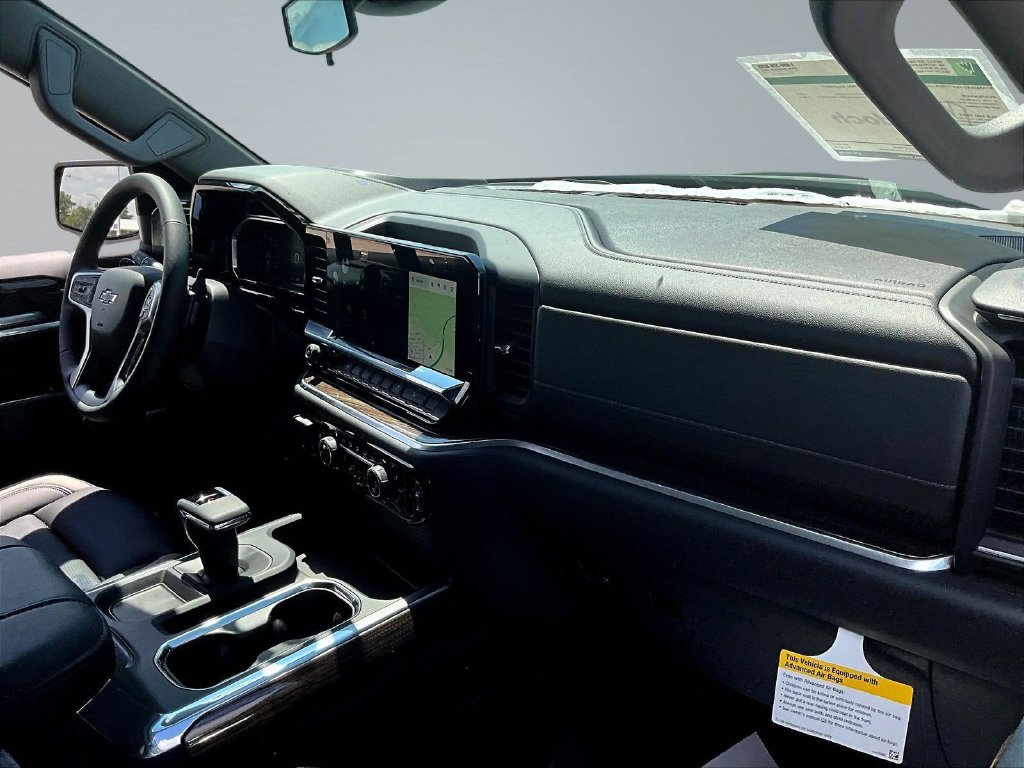 New 2026 Chevrolet Silverado 1500 RST w/ Dark Appearance Package AWD/4WD image 29