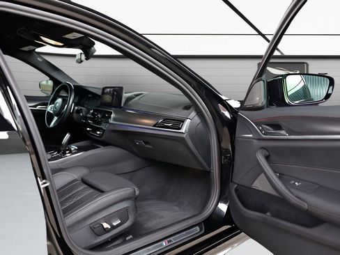 Used 2023 BMW 540i xDrive w/ Executive Package image 63