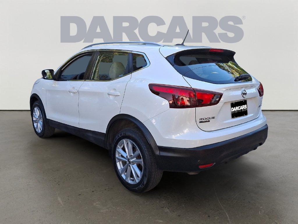 Used 2019 Nissan Rogue Sport SV AWD/4WD image 4